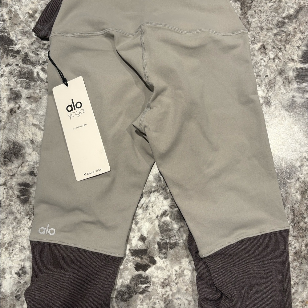 ALO Yoga Two-Tone Gray Leggings